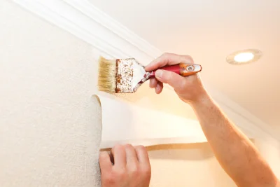 Pose de papier peint à Suèvres — revêtements muraux et toiles de verre